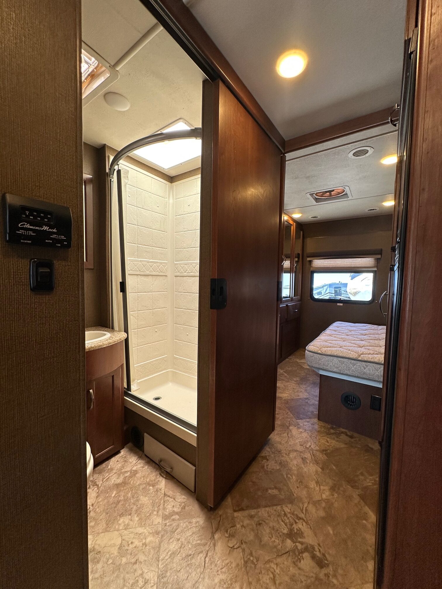 2016 Thor A.C.E. Evo 29.4 Class A Motorhome