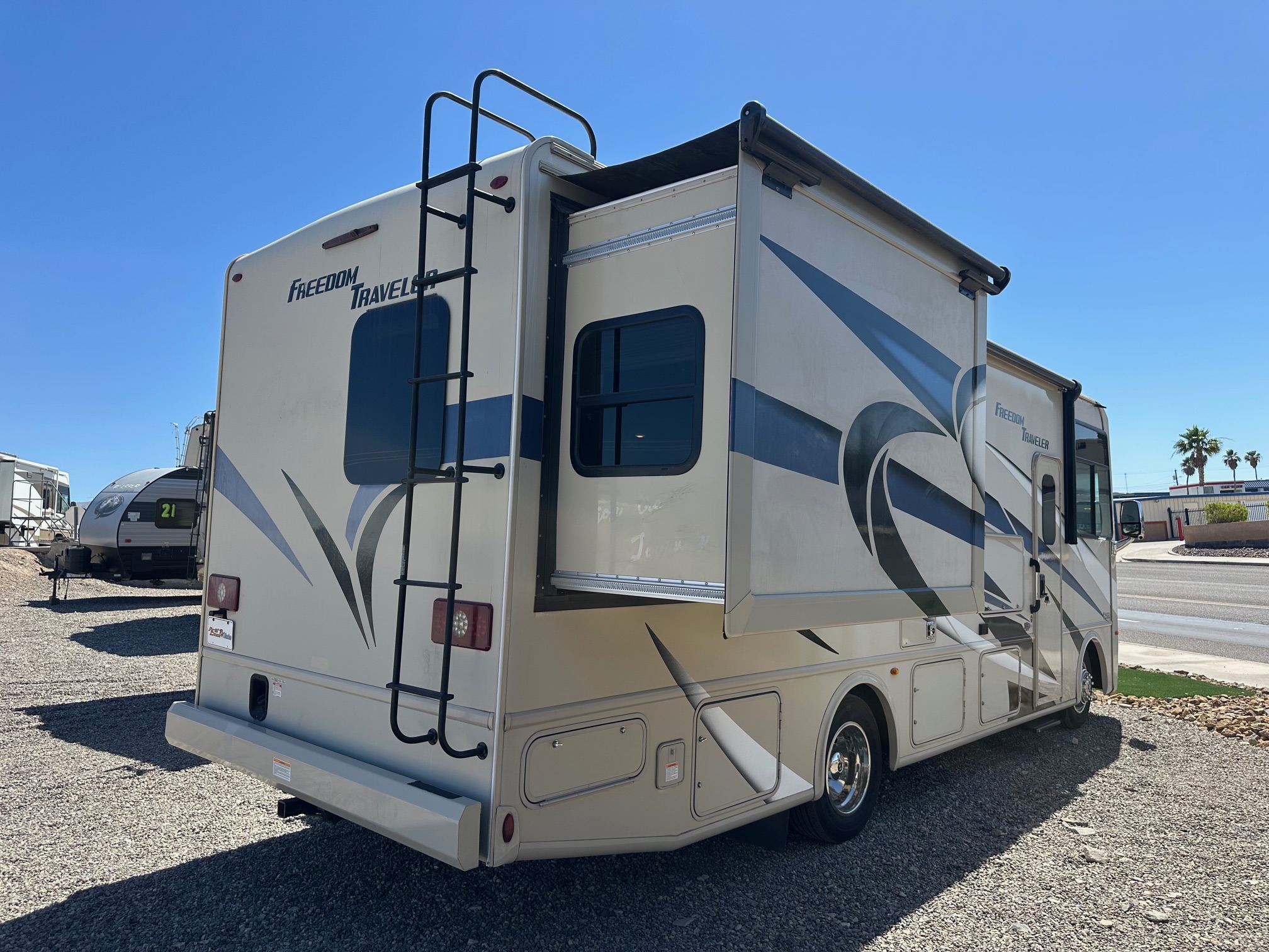 2021 Thor Freedom Traveler 27A Class A Motorhome