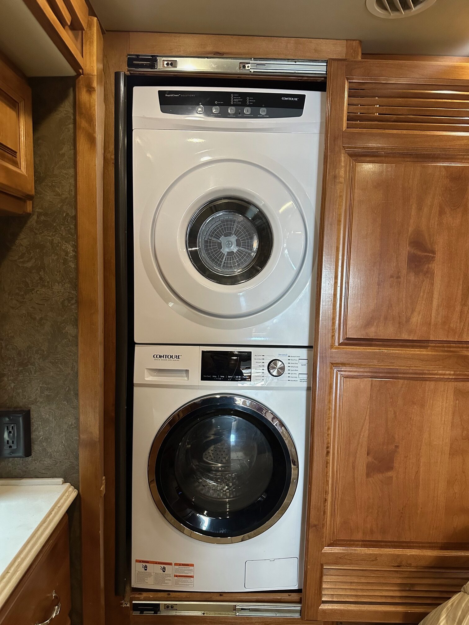 2015 Tiffin Phaeton 36GH Class A Diesel Pusher Motorhome